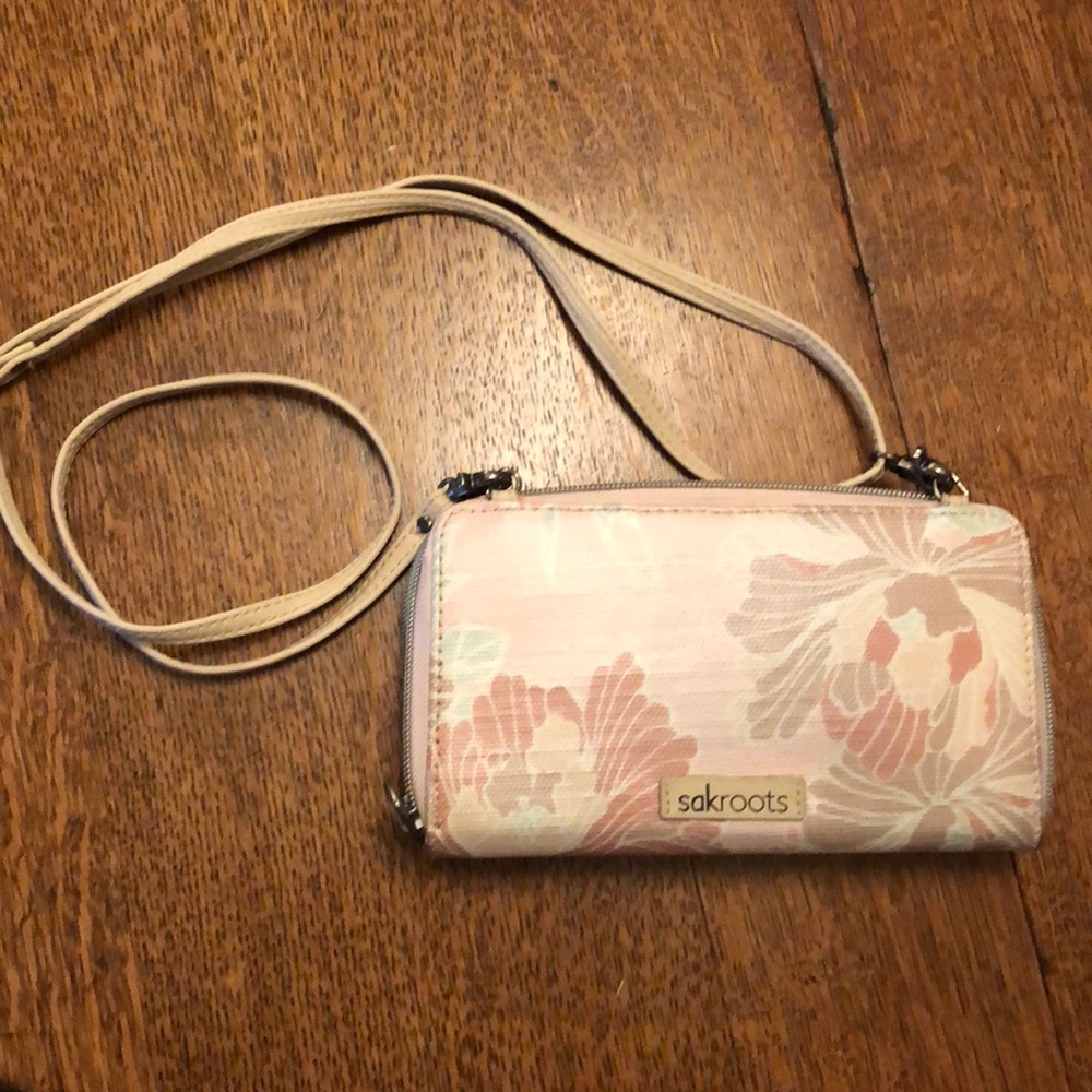 sak roots crossbody purse!